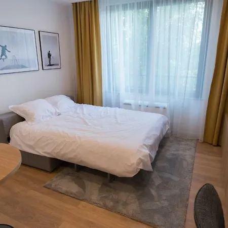 Arbans Elegant In The Center Bukarest