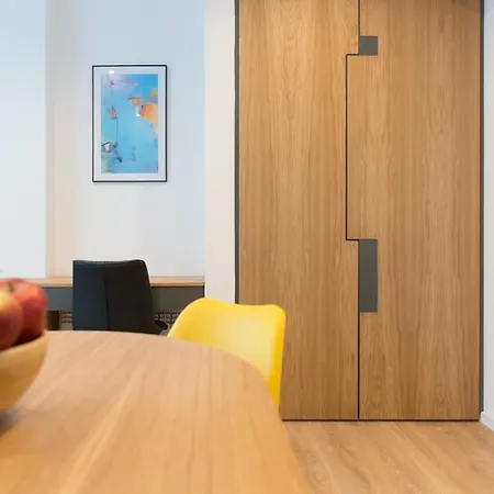 Arbans Elegant In The Center Apartment