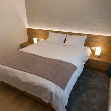 Apartment Arbans Elegant In The Center