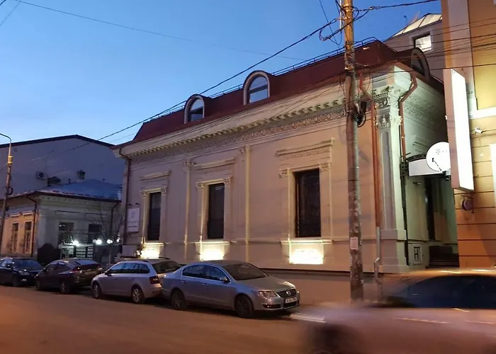 Arbans Elegant In The Center Apartmán