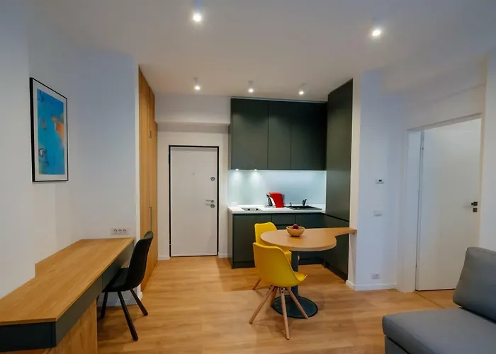 Arbans Elegant In The Center *