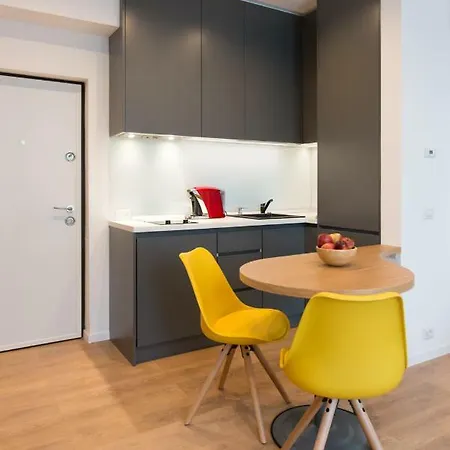 Arbans Elegant In The Center