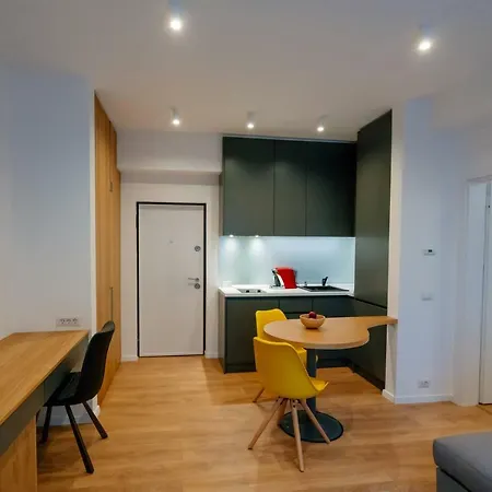 Arbans Elegant In The Center *