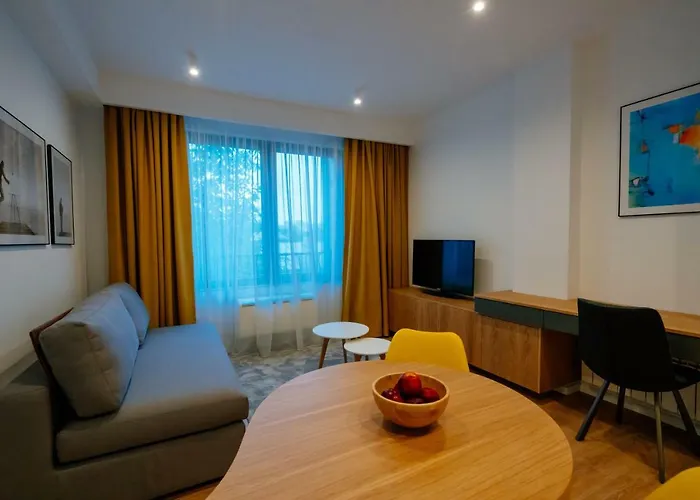 Arbans Elegant In The Center *