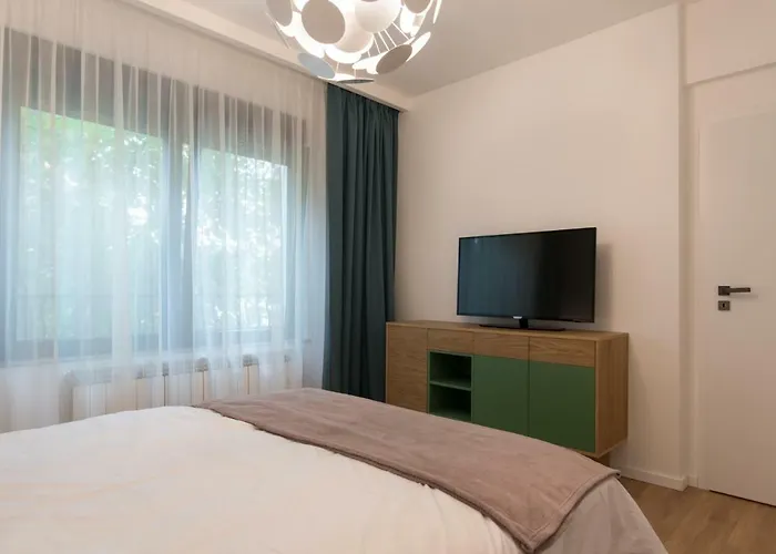 Arbans Elegant In The Center *